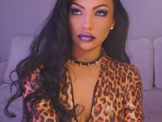 LADYCharmer Live Webcam on BongaCams