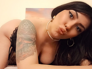 Kisssssss