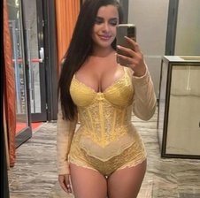JuliaHayes