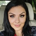 Yanisa28