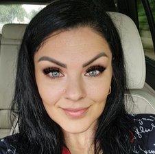 Yanisa28