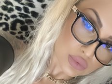lovelyblondyxs Avatar