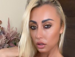 Live Chat with DeviousAngel on BongaCams