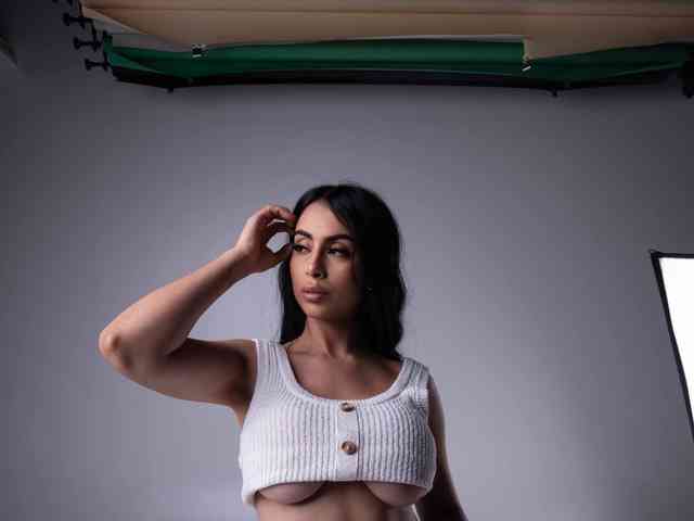 LeahJones