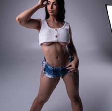 LeahJones