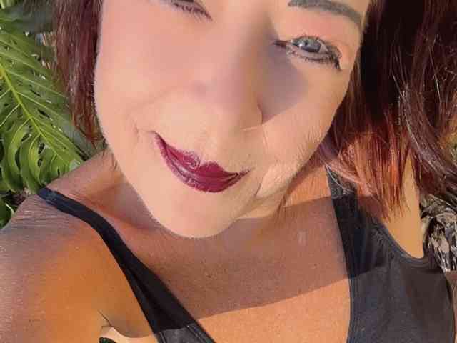 April_XO's avatar