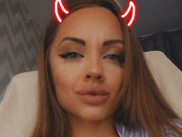 _JenniferBomb webcam