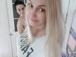 Kamila5555555 webcam