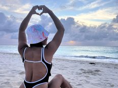 الصورة الرمزية لـSofia-Jones