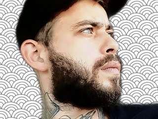 Webcam model qAdVolatump