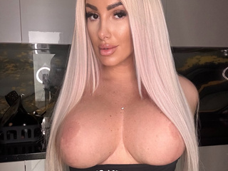 ❤ HOT NEW PICTURES