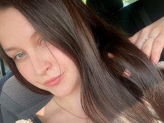 Golyboglazkaa Live Webcam on BongaCams