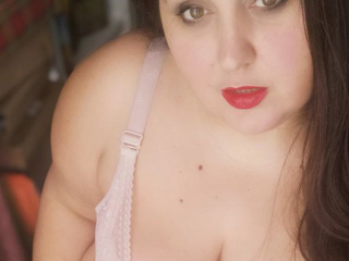 Baby, tell me what you prefer to watch solo, b/g,