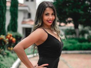 Cocktail and elegance day 🖤