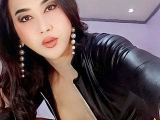 Mistress in black leather