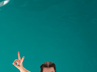 Swimming pool (free)