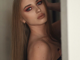 11. *_*