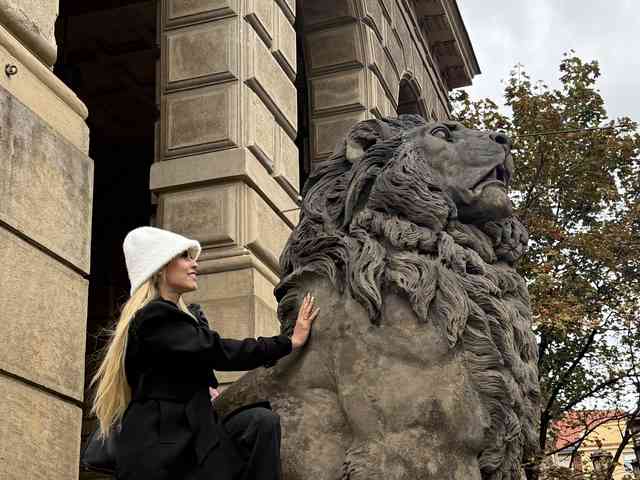 الصورة الرمزية لـLucyRouse