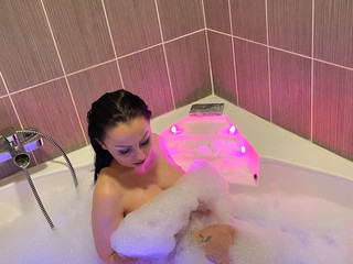 hot bath tub