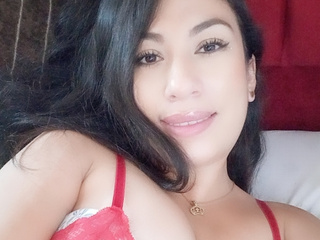 Je suis, RouseBigBoobs .......