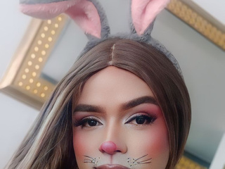 SEXY HALLOWEEN COSTUMES