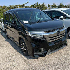 I want a Honda Stepwgn car