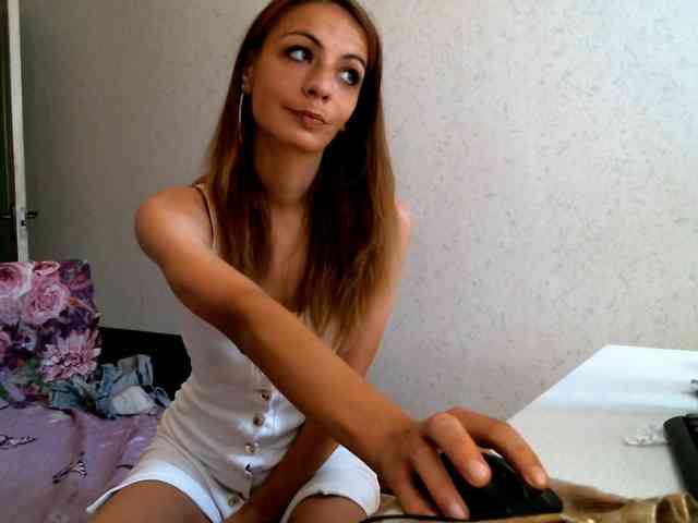 Carolly_