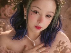 mollieblue69 — LIVE on BongaCams