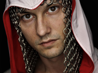 Put on an Assassin costume   1650