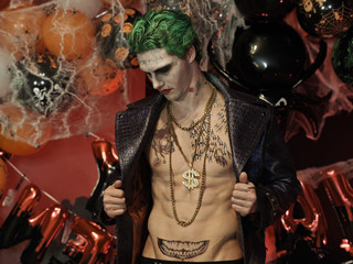 The joker is with you, give me everything you have