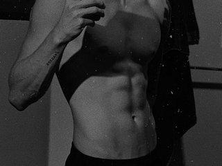 Modèle webcam Sweetbodyboy