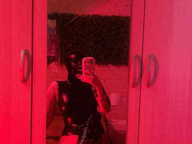 alex_is