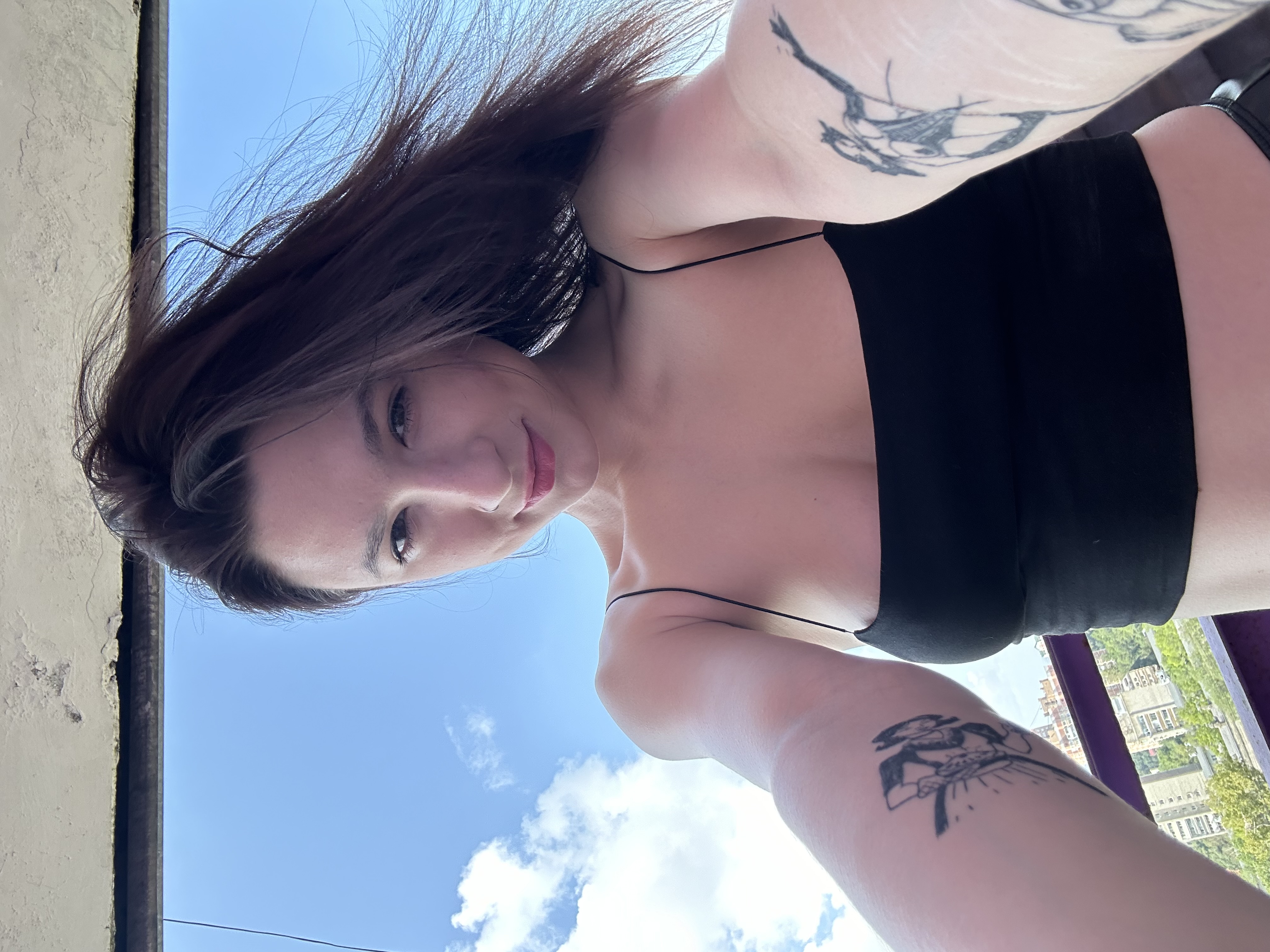 Love-time-69 I love aesthetics, psychology, literature and self-development in general is an integral part of my life image: 1