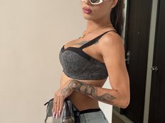 jhoanabunny Live Webcam on BongaCams