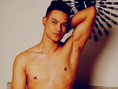 chrisdiamond Live Webcam on BongaCams