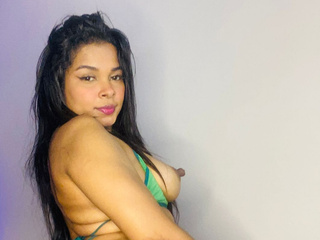 Your erotic latina !!