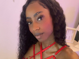 Does the red suite on me?