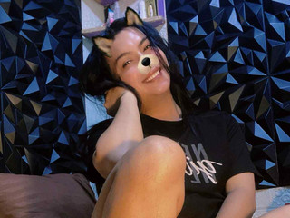 pussy Anika