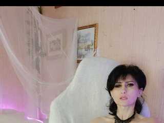 Чёрное нижнее бельё