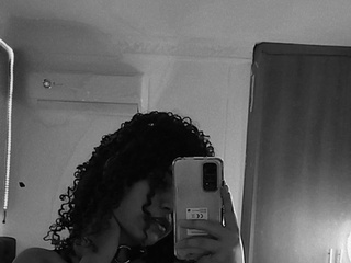 SEXY GIRL  AND TENDER