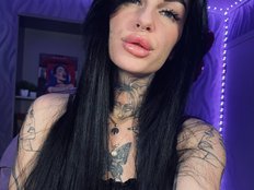 angel8devil Live Webcam on BongaCams