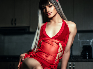 A girl from home 💋💅🍒