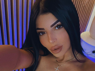 Front or Boobs?