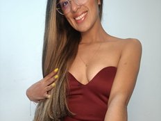 JuanaBrunette