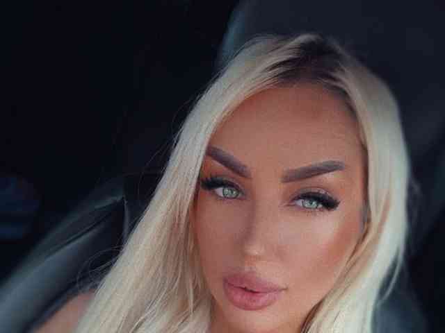 Mistresszora01