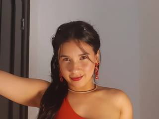 Red is a passion, so when I see you I 💘🔥😈✨