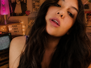 tODA UNA gIRL
