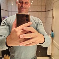 FrankyJones3