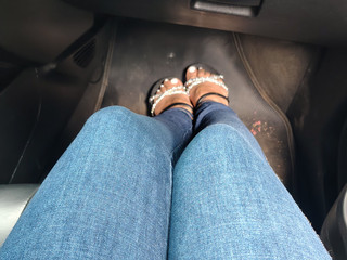 my sandals with my little toes