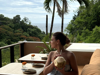 dinner in the paradise